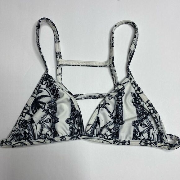 Stone Fox Swim Young & Reckless‎ Aloha Bikini Top - Picture 2 of 7